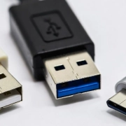 Aplikita Enterprise - Mengenal Perbedaan USB 2.0 3.0 dan Type C